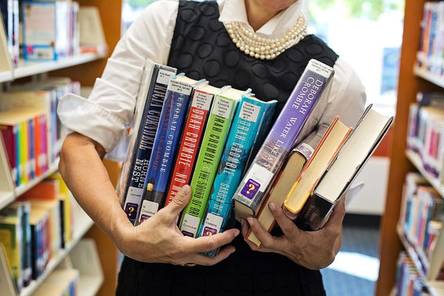 Attention Publishers, Bookshops, Vinyl Record Sellers, and Fellow Sellers of Precious Goods!